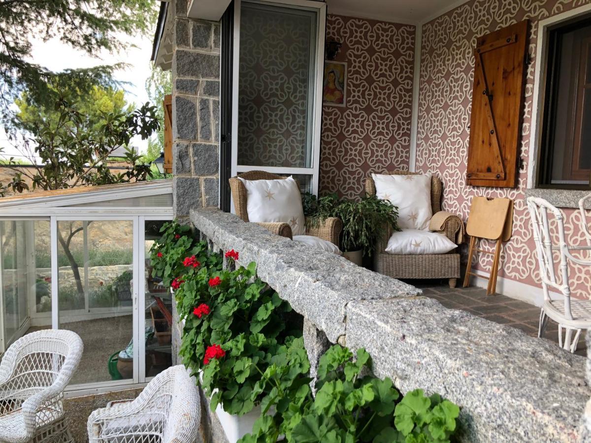 Villa Aurelia - Casa De Campo Con Jardin Y Piscina Entre Madrid Y Segovia Ortigosa del Monte 외부 사진